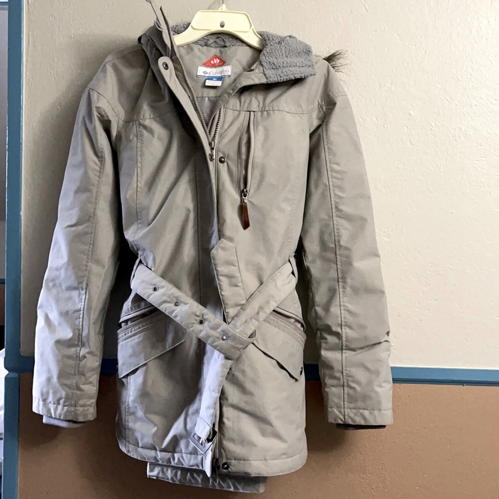 Columbia size M, winter coat w/ Omniheat interior